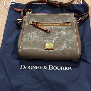 Dooney & Bourke Pebble Grain Zip Top Crossbody Purse